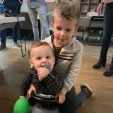 Lewis, neefje van Quinn