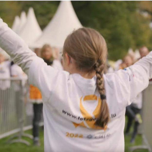 Maria runs with Carlino!