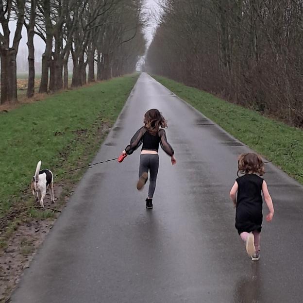 Run to kick with mum!