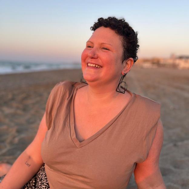 Ellen Cheyns - forever chasing sunsets