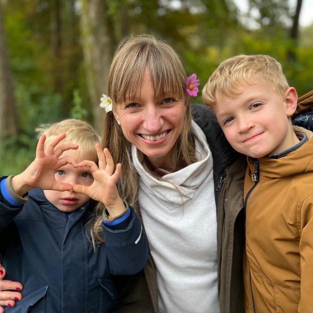 Paulina - every step for kids!