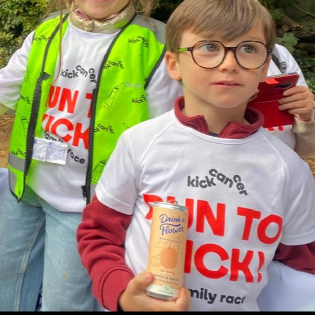 Gaspard kicking 🦀🥊