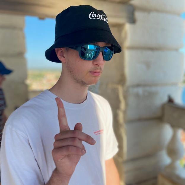 LoÏc running for kickcancer