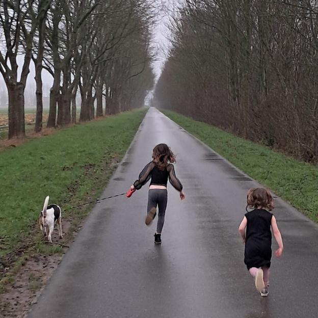 Run to kick with mum!