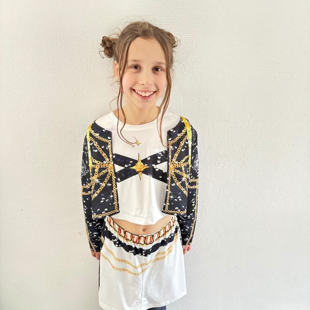 Asya Su, vriendinnetje van Quinn