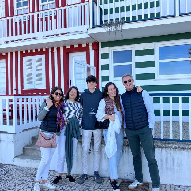 Por la investigación!