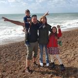 L'union fait la force et les goutes forment la mer.