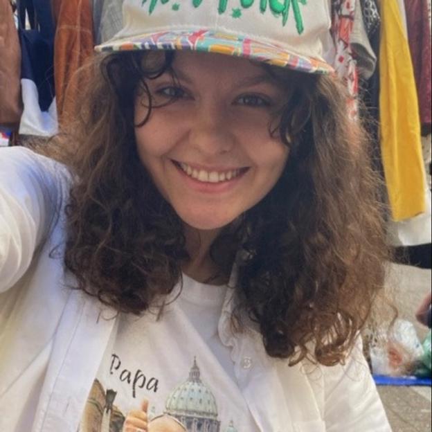 Pau-Pauline cou-court