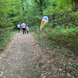 Mir ennerstetzen Iech