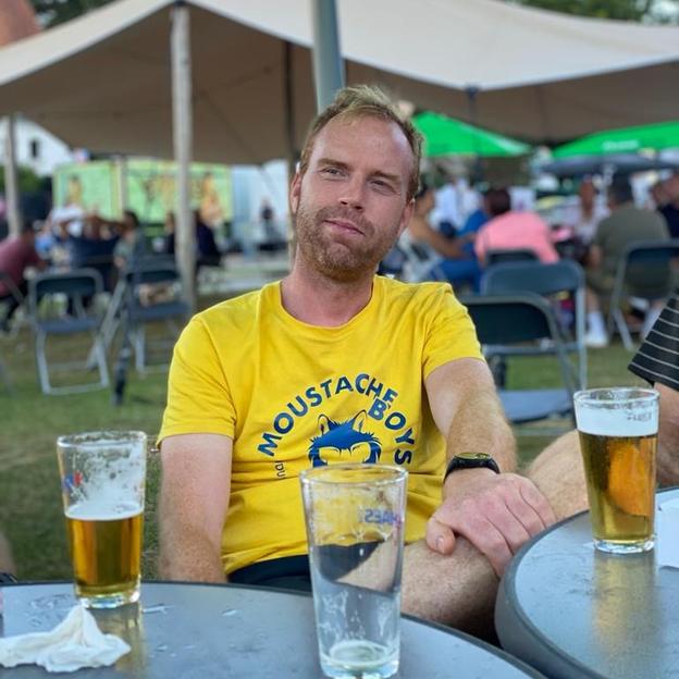 Peter voor team warre