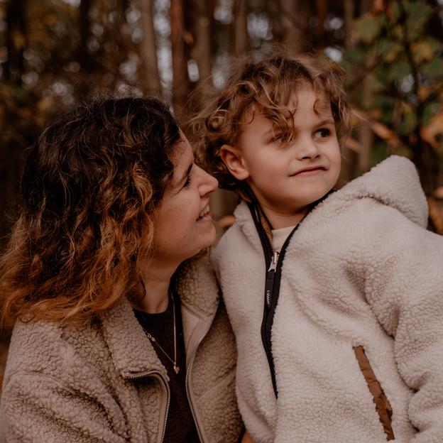 Eline, mama van Leon