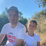 Turbo Léon kicks Cancer