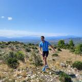 Max runs to kick cancer 🥊