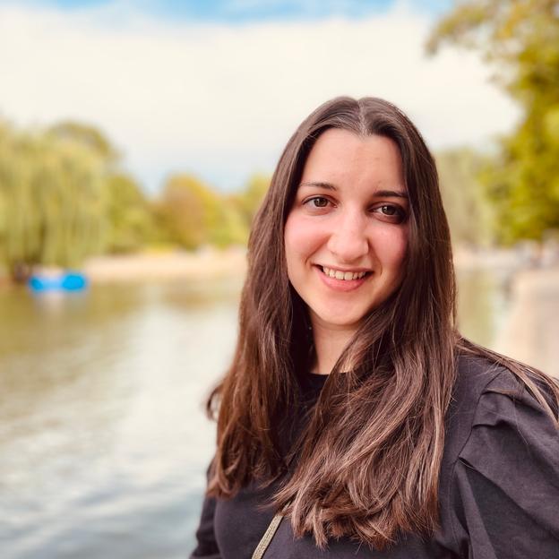 Kicker in Communication