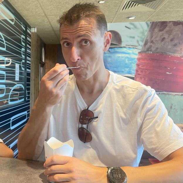 Pierre loopt met flair