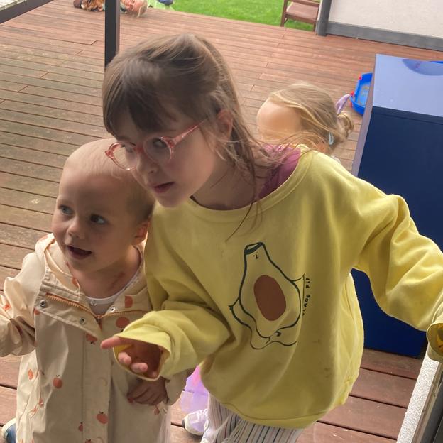 Ines loopt voor Celeste