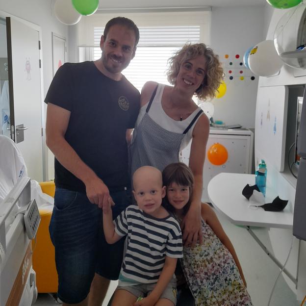 Esther (mamá de Erik)