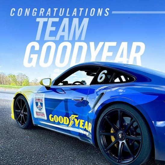 GOODYEAR PILOTS REUNITE