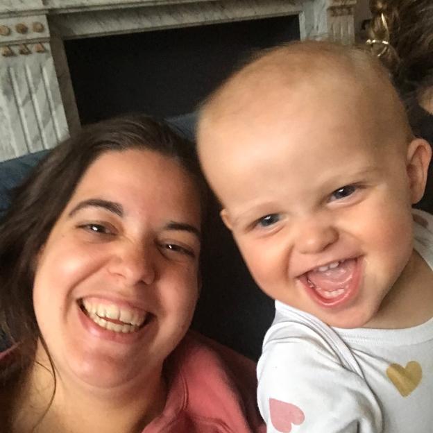 Antoinette runs for Victor